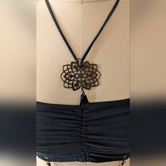 Bandeau top and shorts set - Picture 6 of 9